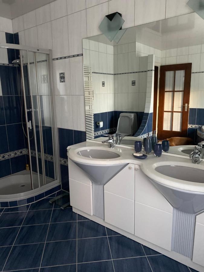 מוטייה La Maison Du Petit Bonheur מראה חיצוני תמונה